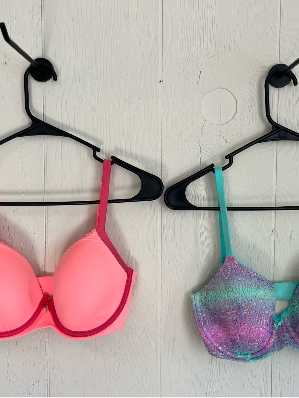Lot of 2 Women’s Pink Bras